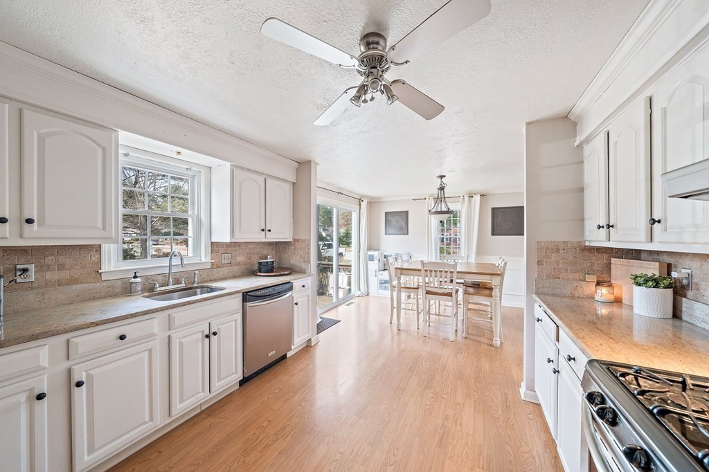 25 Reservoir Road, Unit C13 Pembroke, MA 02359 - Photo 3 of 19 Gallery Image 3