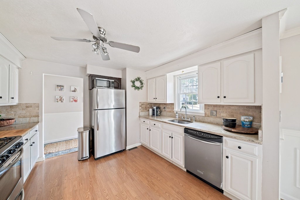 25 Reservoir Road, Unit C13 Pembroke, MA 02359 - Photo 5 of 19 Gallery Image 5