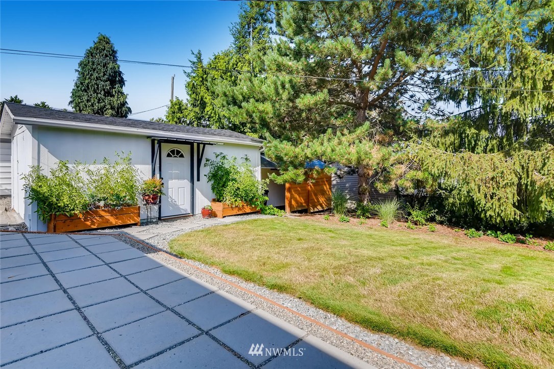 9722 35th Avenue Southwest Seattle, WA 98126 - Photo 10 of 10 Gallery Image 10