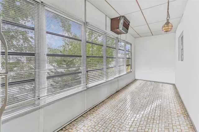 $135,000 | 3990 Northwest 42nd Avenue, Unit 403, Lauderdale Lakes, FL 33319