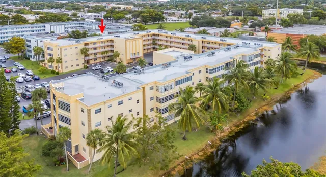 $135,000 | 3990 Northwest 42nd Avenue, Unit 403, Lauderdale Lakes, FL 33319