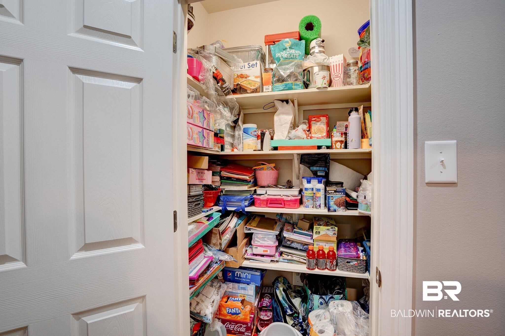 8101 Pine Run Daphne, AL 36527 - Photo 15 of 45 2ND WALKIN PANTRY
