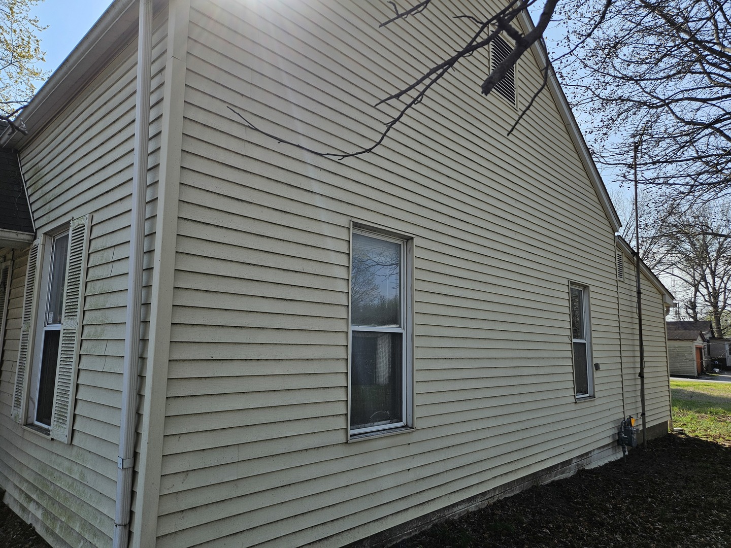 805 West Pine Street Percy, IL 62272 - Photo 2 of 20 a view of a back side of house