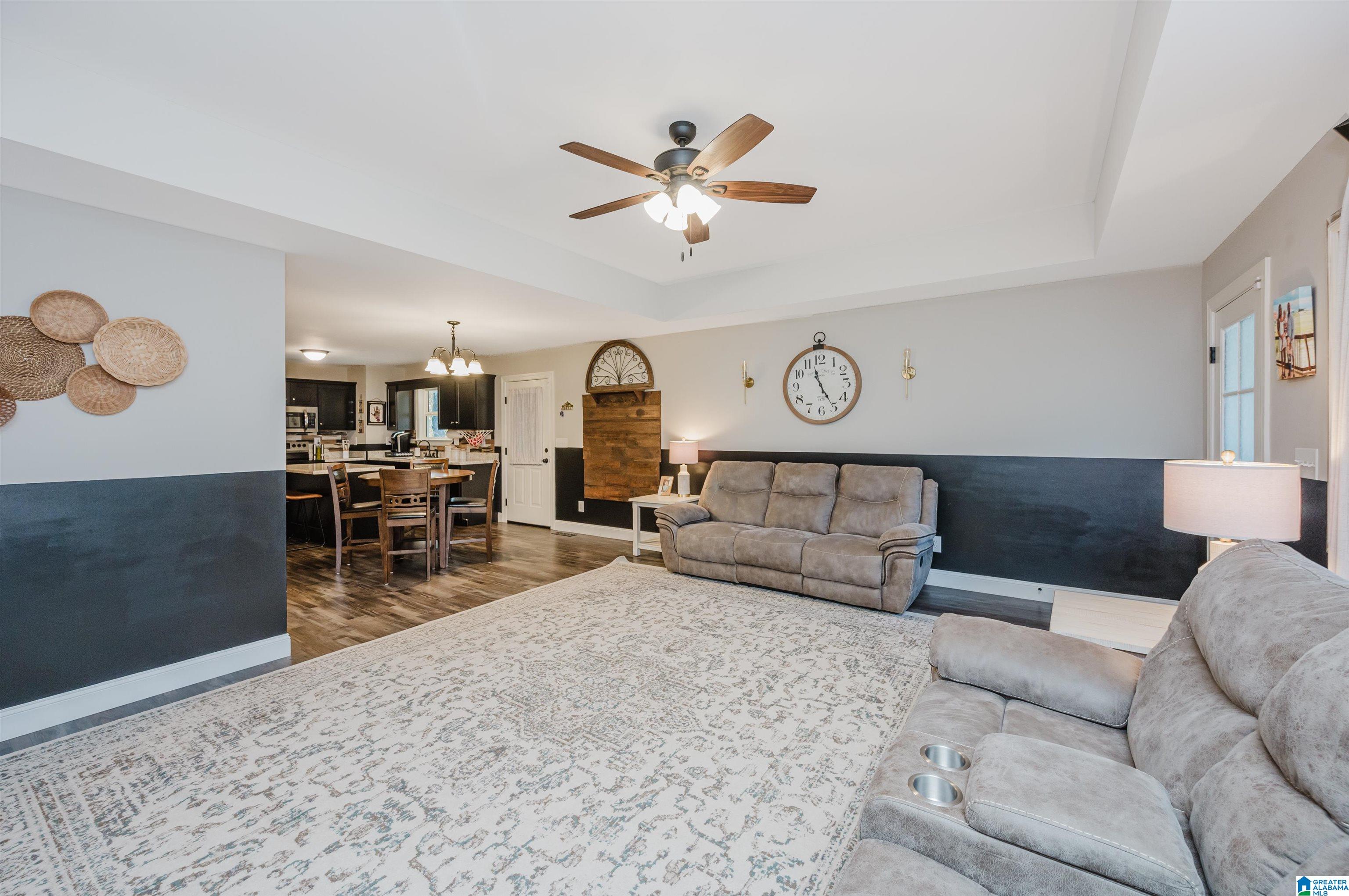 893 Country Road Warrior, AL 35180 - Photo 8 of 42 Gallery Image 8