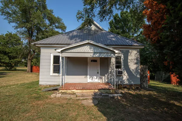 $79,500 | 309 Golden Street, Jerico Springs, MO 64756