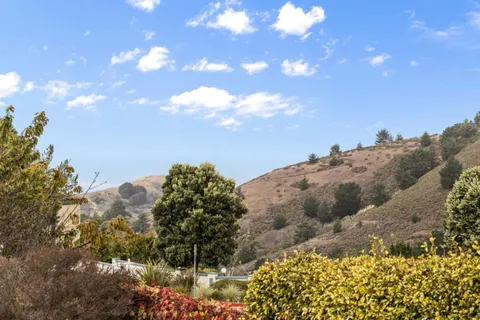 $1,900,000 | 26 Driftwood Court, Pacifica, CA 94044