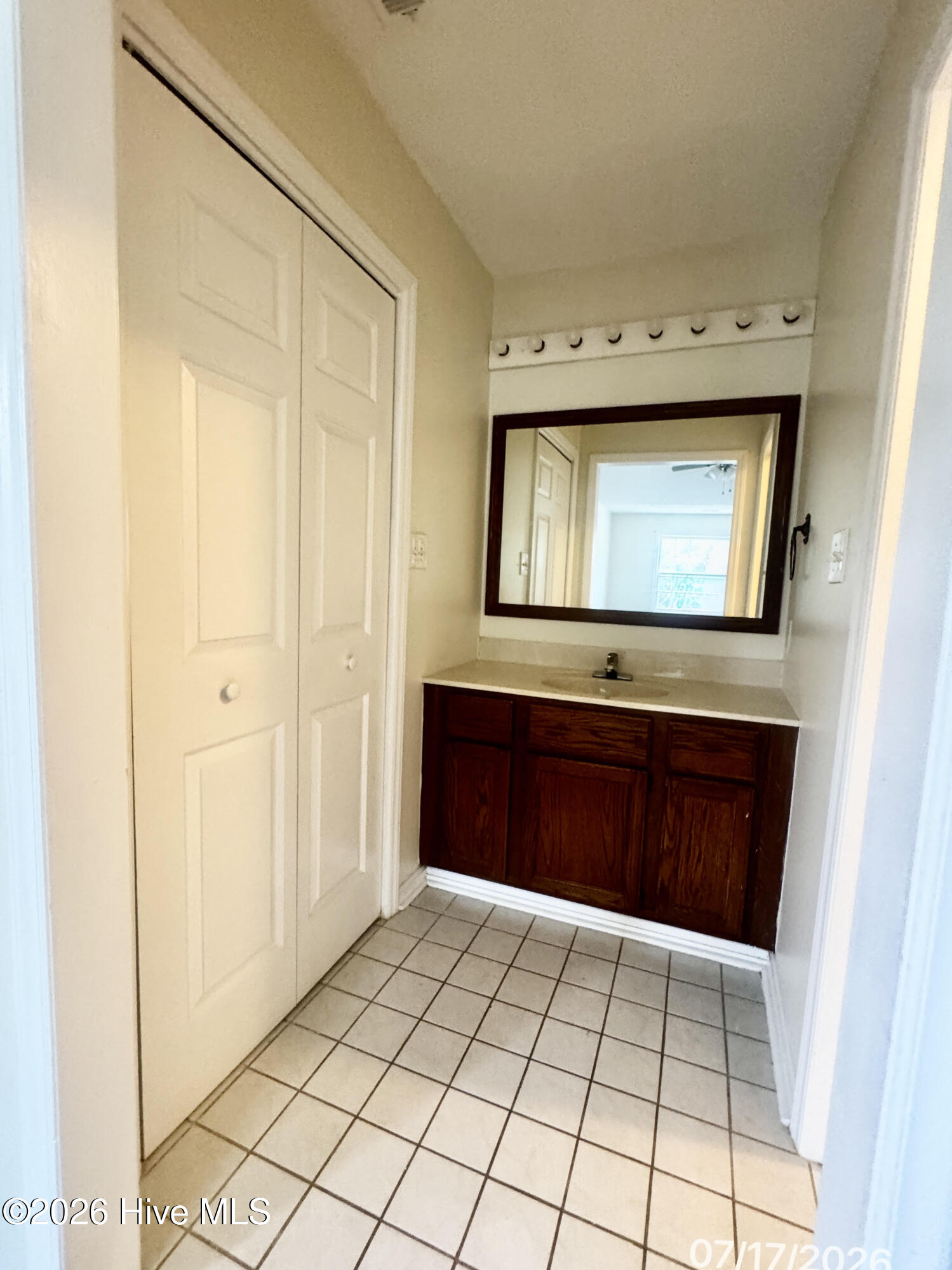 151 Raintree Circle Jacksonville, NC 28540 - Photo 26 of 36 Gallery Image 26