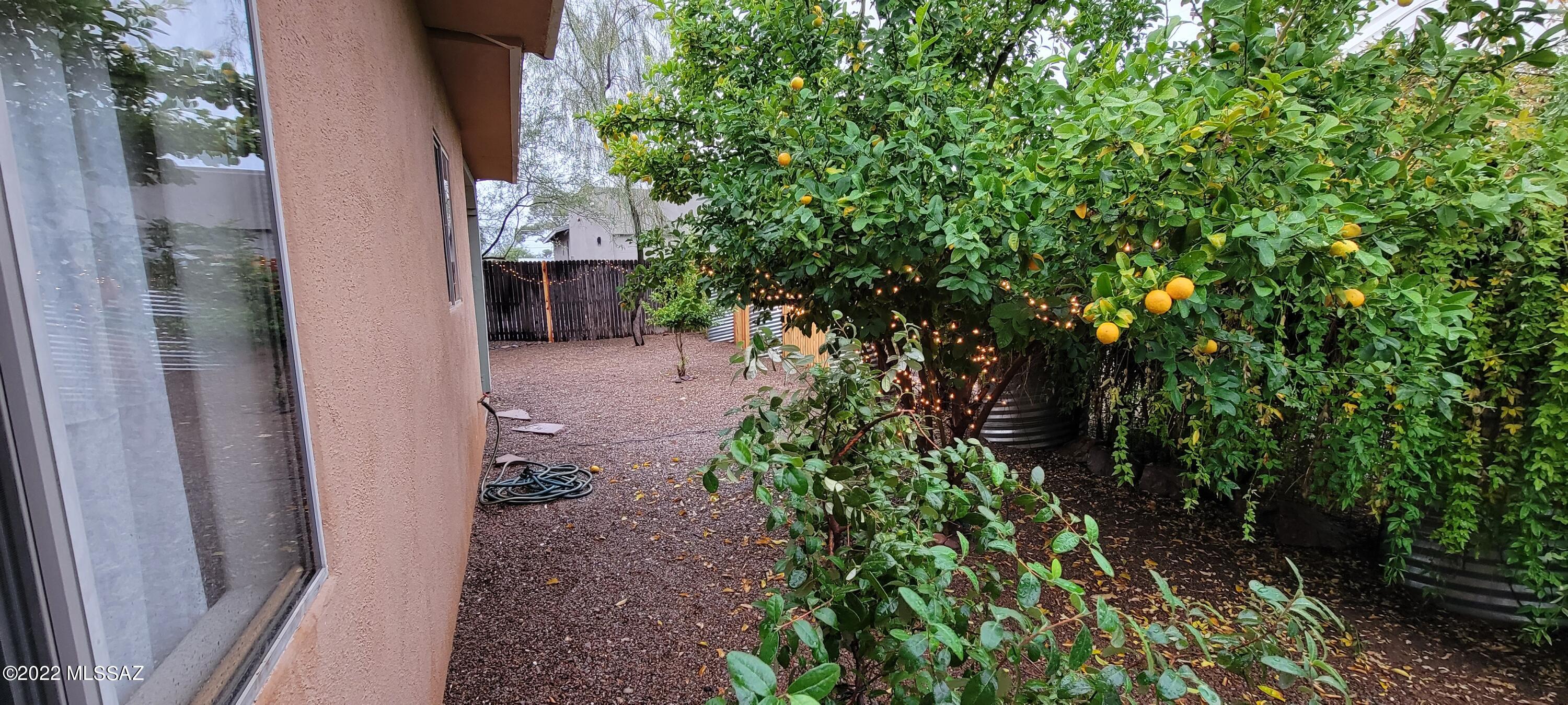 2245 East Fort Lowell Road Tucson, AZ 85719 - Photo 37 of 40