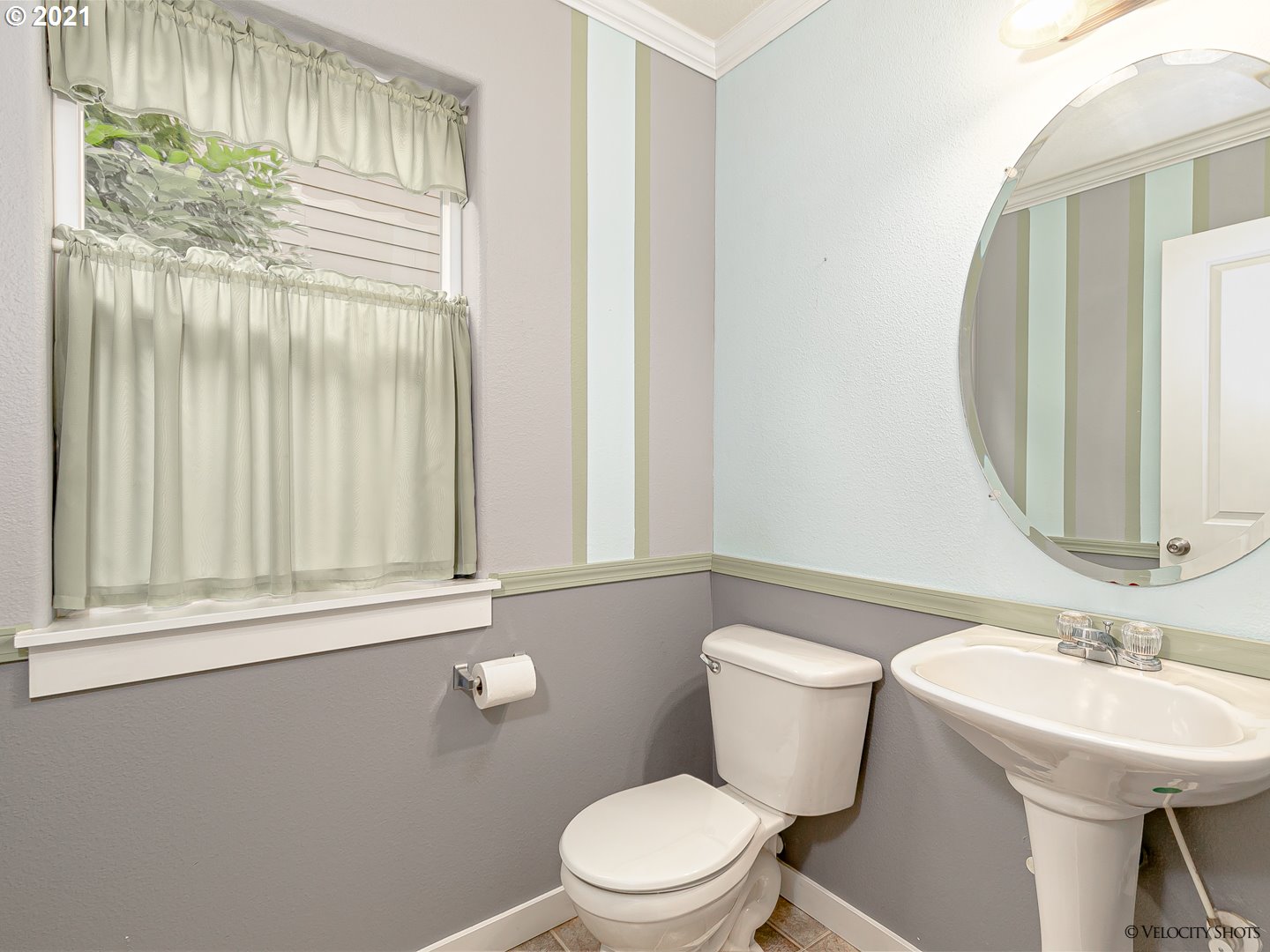 37930 Hamilton Ridge Drive Sandy, OR 97055 - Photo 6 of 32 Gallery Image 6