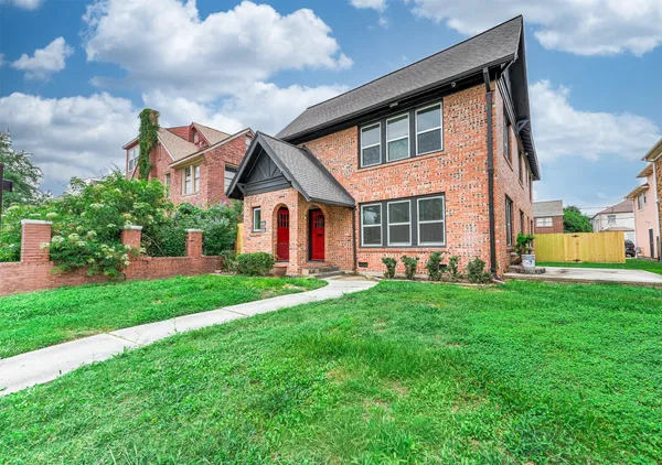 $2,450 | 2509 Arbor Street, Houston, TX 77004