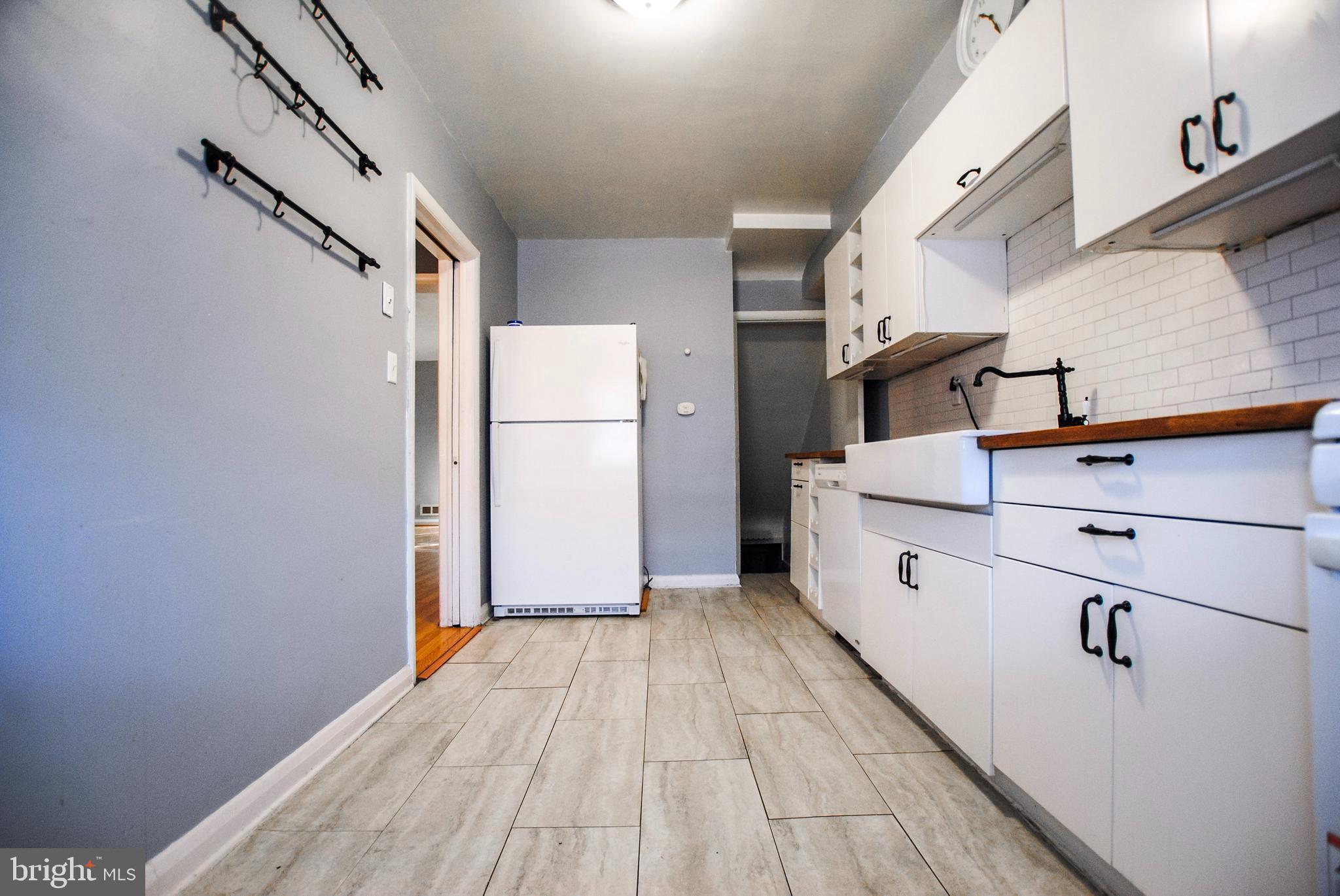 6116 Edlynne Road Baltimore, MD 21239 - Photo 6 of 52