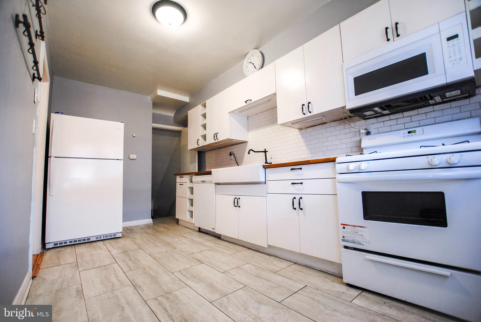 6116 Edlynne Road Baltimore, MD 21239 - Photo 7 of 52