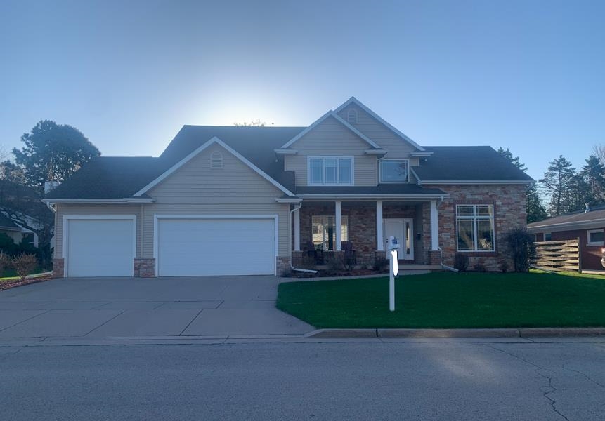 1606 South Carver Lane Appleton, WI 54914 - Photo 2 of 65