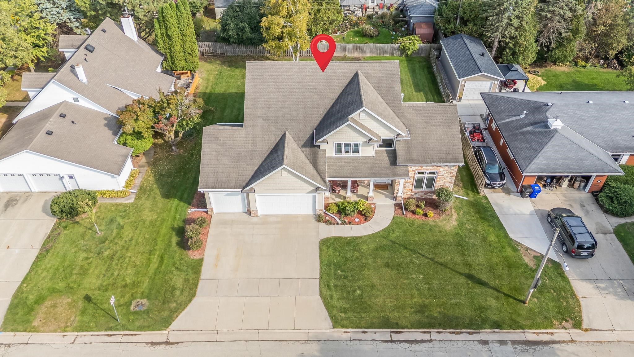 1606 South Carver Lane Appleton, WI 54914 - Photo 4 of 65