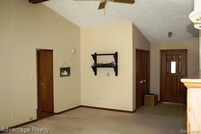 32430 Ryan Road Warren, MI 48092 - Photo 8 of 25 IMG_9345.jpg
