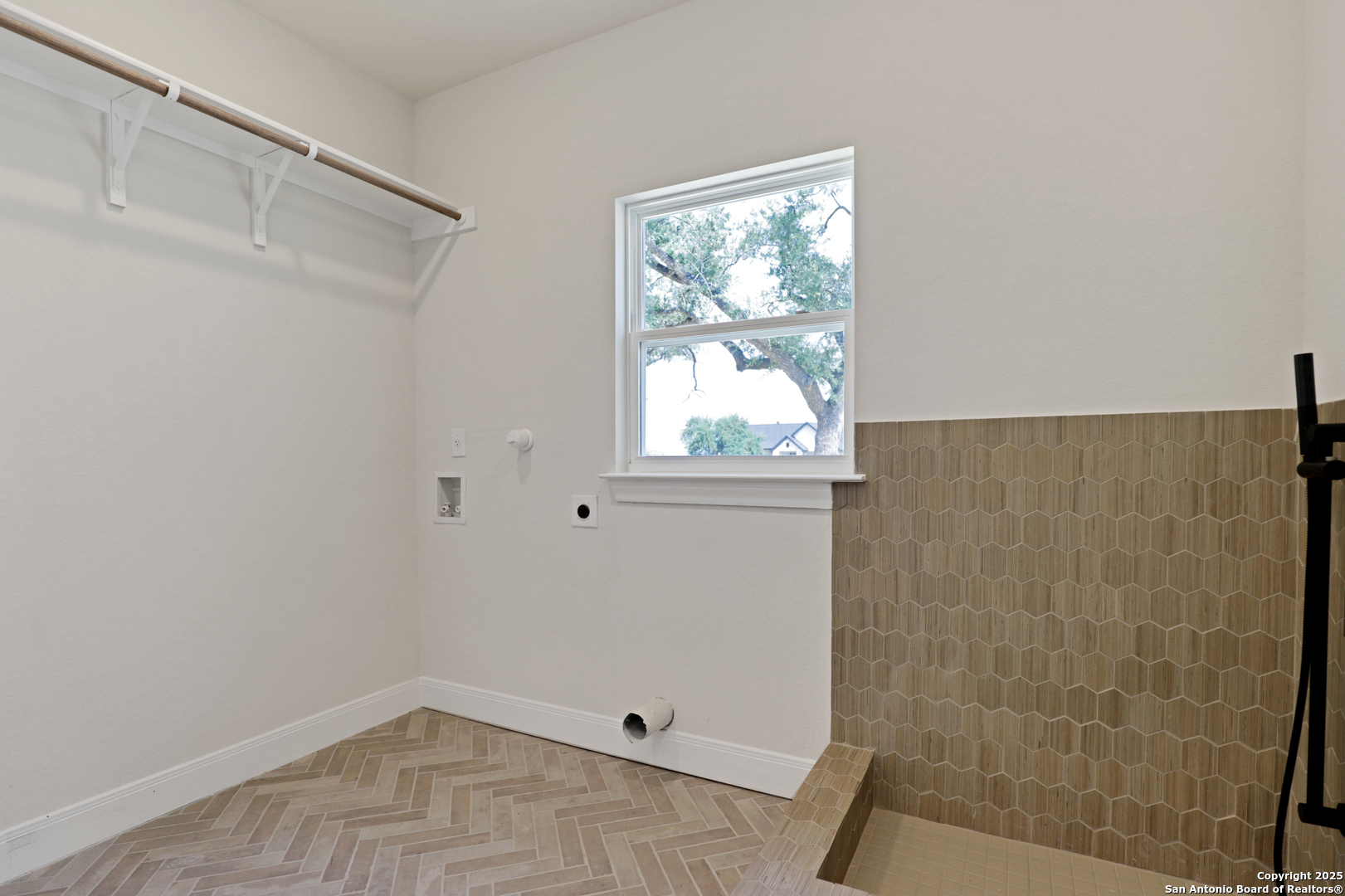 775 Maximino Ridge Bulverde, TX 78163 - Photo 18 of 41 a view of a small space with window