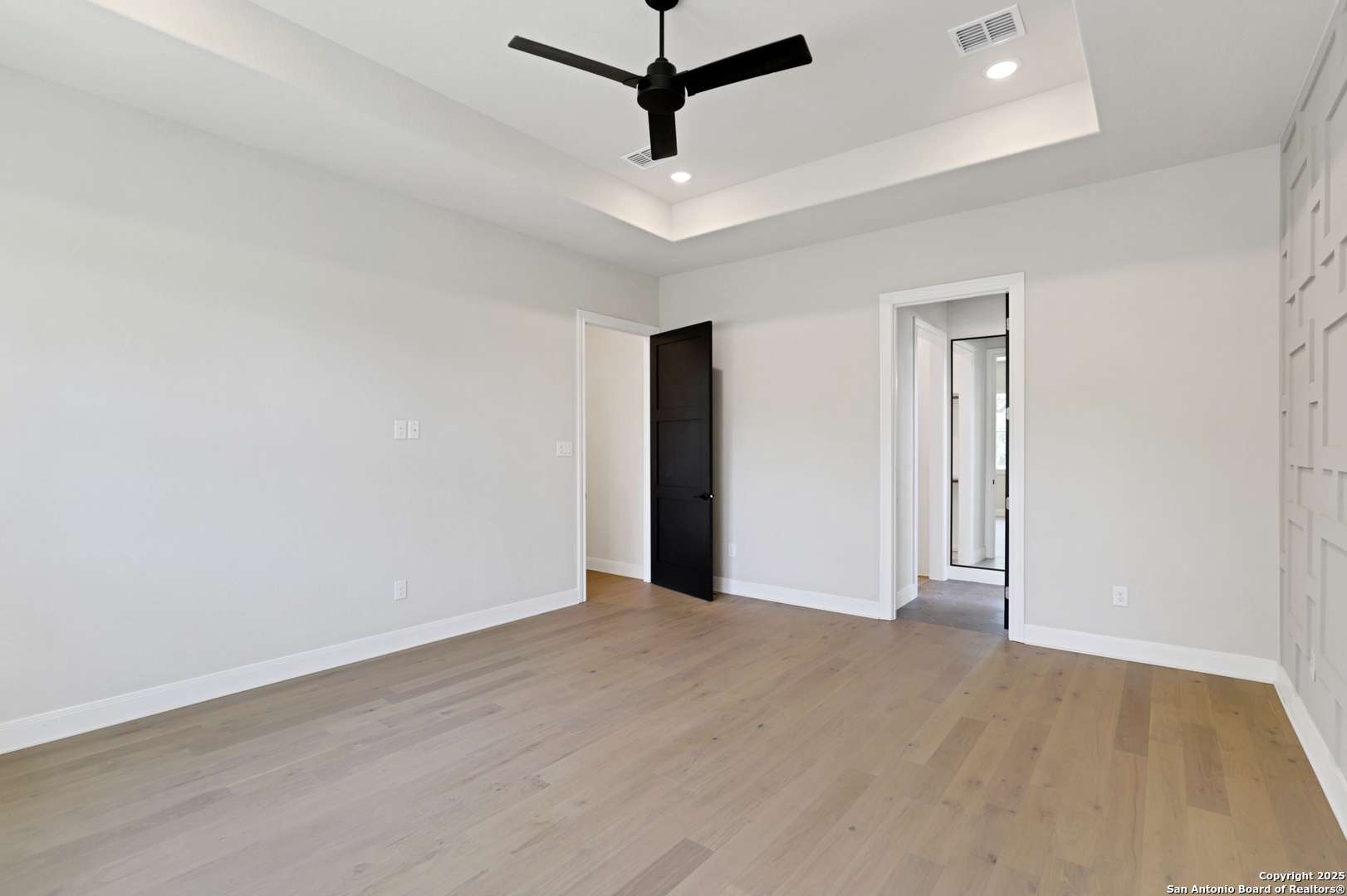 775 Maximino Ridge Bulverde, TX 78163 - Photo 20 of 41 a view of a room with a ceiling fan