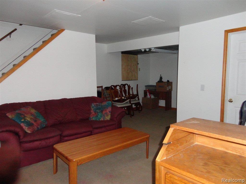 1960 North Fairview Lane Rochester, MI 48306 - Photo 12 of 23 DSC00143.JPG