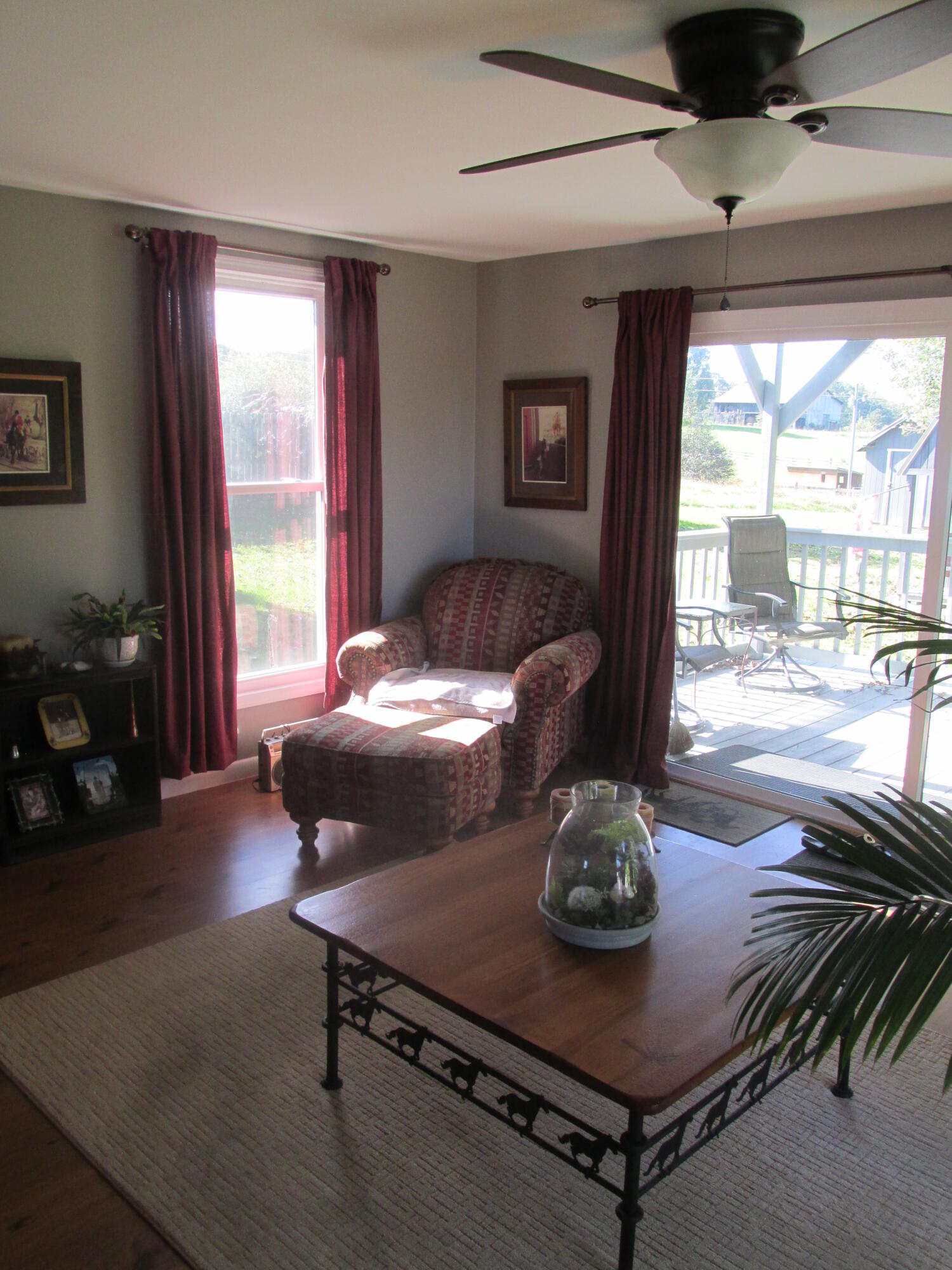 668 Calico Road Afton, TN 37616 - Photo 11 of 24 047