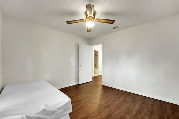 $2,500 | 10212 Panther Ridge Trail, Dallas, TX 75243