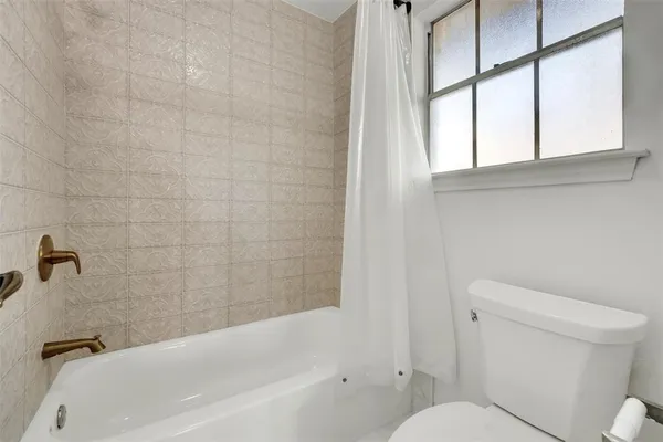 $2,500 | 10212 Panther Ridge Trail, Dallas, TX 75243