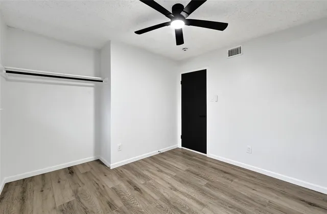 $140,000 | 12040 Mighty Oak Drive, Houston, TX 77066