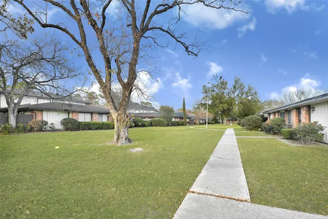 $140,000 | 12040 Mighty Oak Drive, Houston, TX 77066