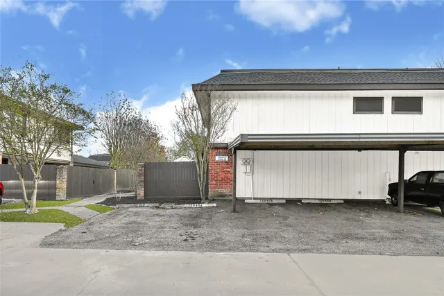 $140,000 | 12040 Mighty Oak Drive, Houston, TX 77066
