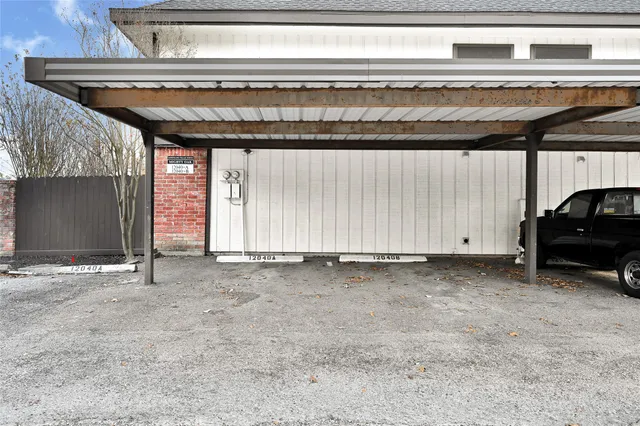 $140,000 | 12040 Mighty Oak Drive, Houston, TX 77066