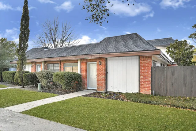 $140,000 | 12040 Mighty Oak Drive, Houston, TX 77066