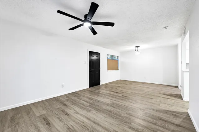 $140,000 | 12040 Mighty Oak Drive, Houston, TX 77066