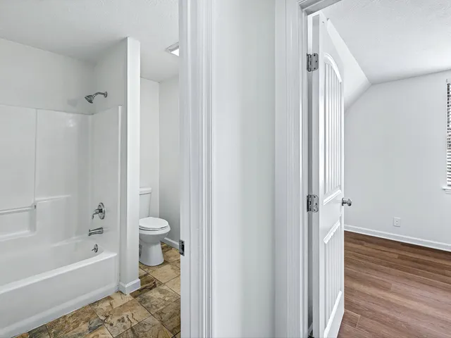 $2,000 | 2688 Pine Ridge Drive, Nashville, TN 37207