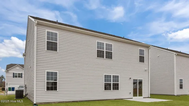 $344,990 | 1601 Stonebriar Drive, Winterville, NC 28590