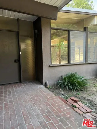 $1,650,000 | 2528 Hutton Drive, Beverly Hills, CA 90210
