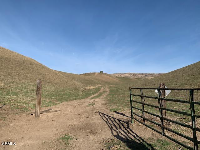 15200 Middle Ranch Road Moorpark, CA 93021 - Photo 4 of 5 IMG_6966