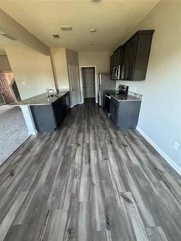 $2,100 | 616 Aqueduct Drive, Seagoville, TX 75159