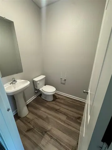 $2,100 | 616 Aqueduct Drive, Seagoville, TX 75159