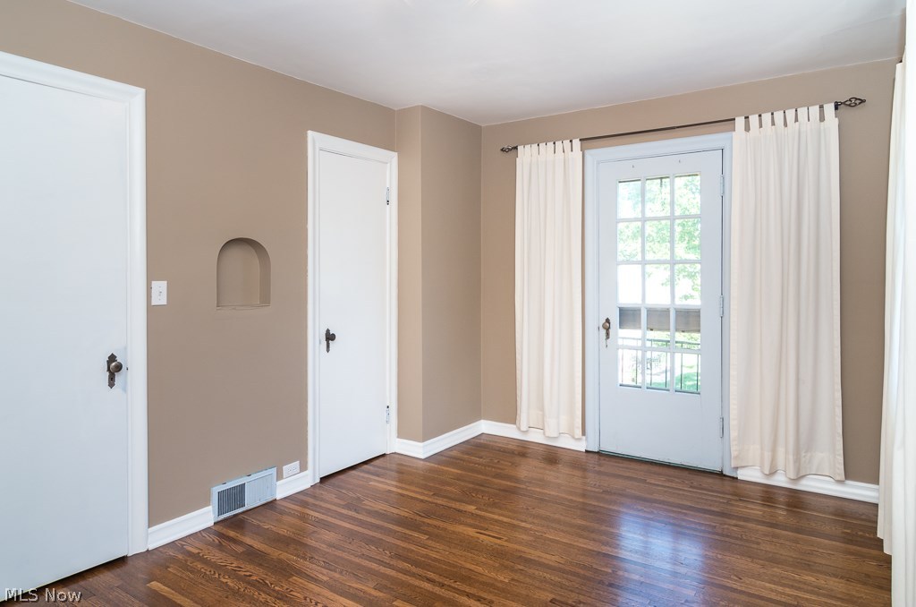 4003 Wooster Road Fairview Park, OH 44126 - Photo 15 of 25