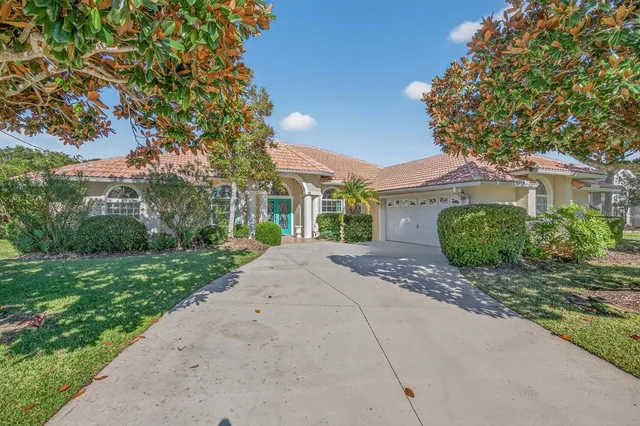 $795,000 | 10 Collinson Court, Palm Coast, FL 32137