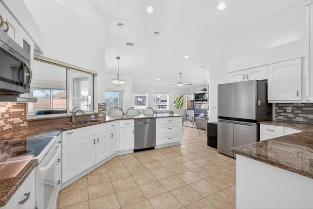 $795,000 | 10 Collinson Court, Palm Coast, FL 32137