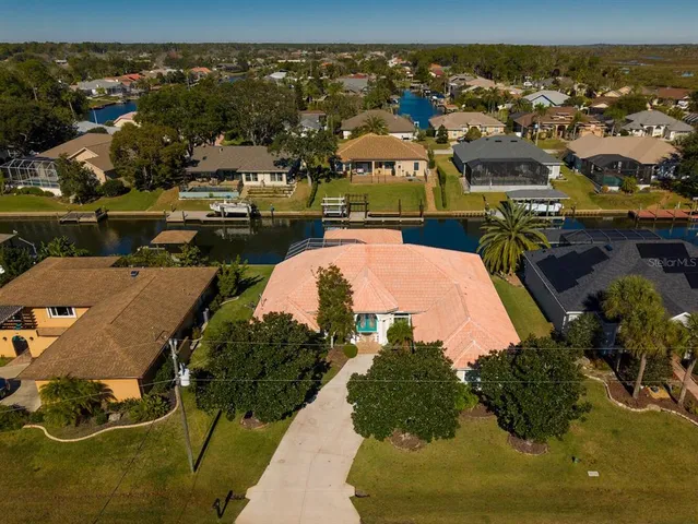 $795,000 | 10 Collinson Court, Palm Coast, FL 32137