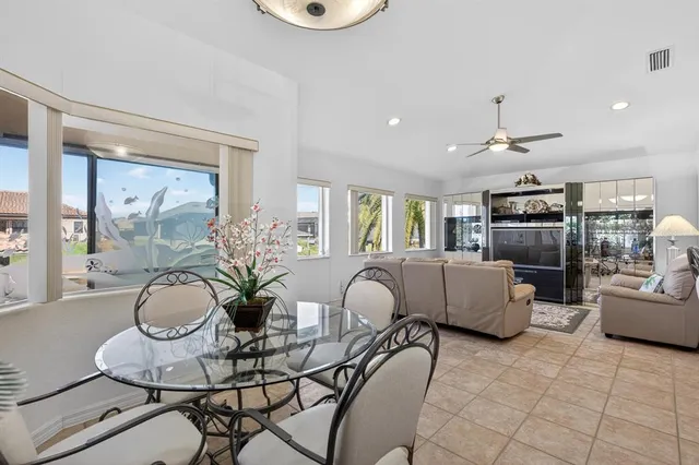 $795,000 | 10 Collinson Court, Palm Coast, FL 32137