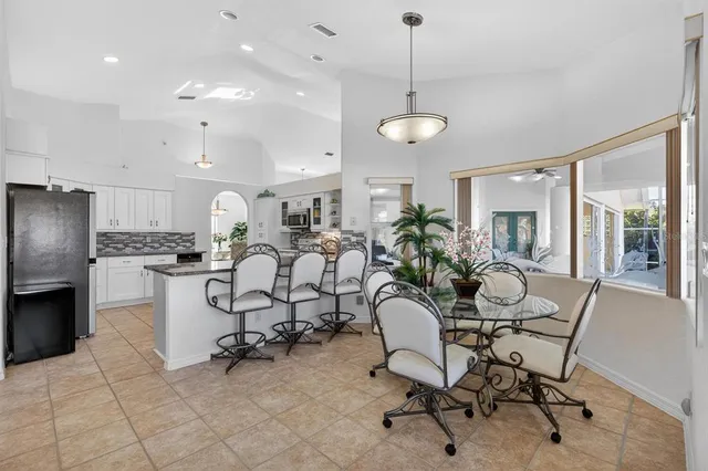 $795,000 | 10 Collinson Court, Palm Coast, FL 32137