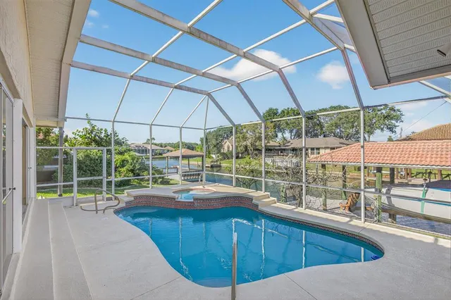 $795,000 | 10 Collinson Court, Palm Coast, FL 32137