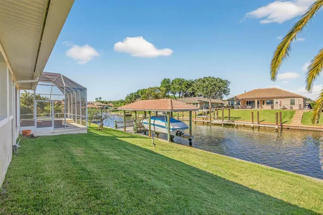 $795,000 | 10 Collinson Court, Palm Coast, FL 32137