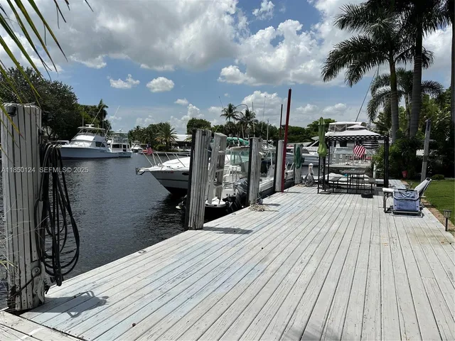 $15,500 | 1524 Argyle Drive, Unit 1, Fort Lauderdale, FL 33312