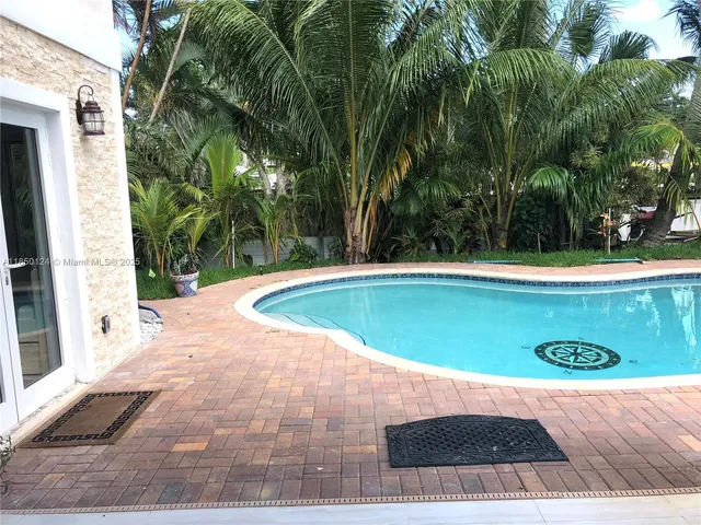 $15,500 | 1524 Argyle Drive, Unit 1, Fort Lauderdale, FL 33312