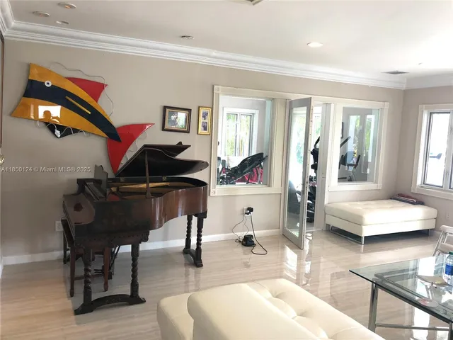 $15,500 | 1524 Argyle Drive, Unit 1, Fort Lauderdale, FL 33312