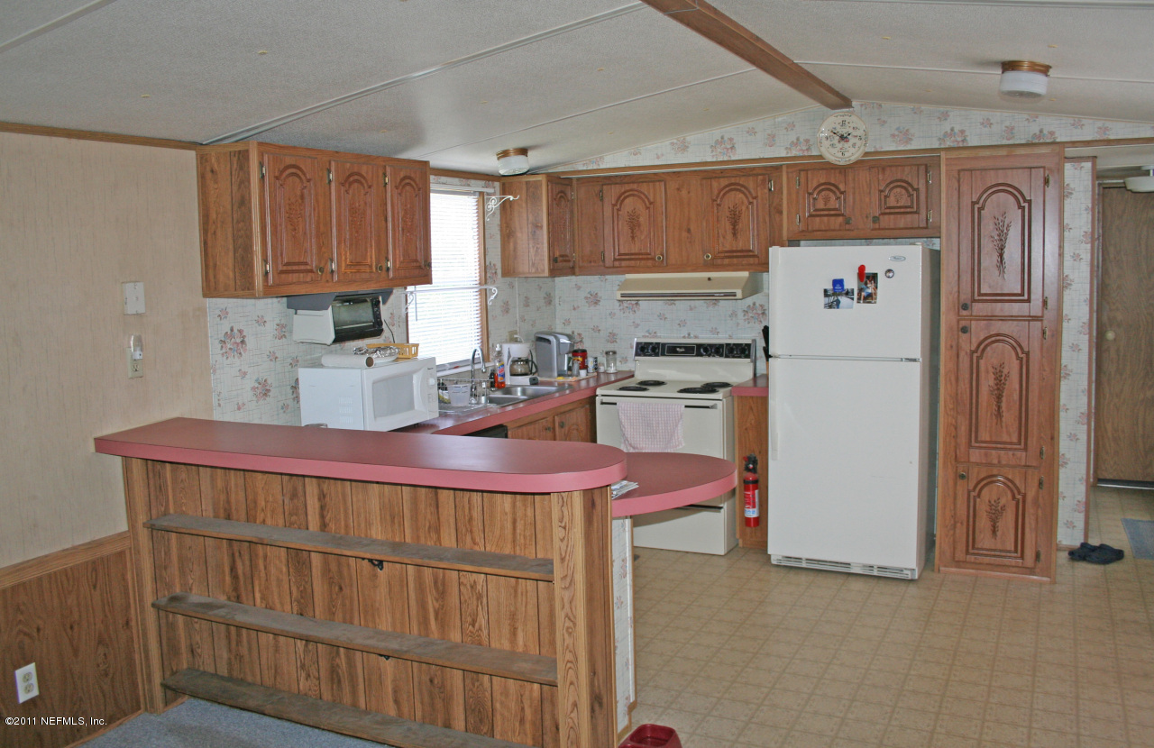 2445 Range Line Road Middleburg, FL 32068 - Photo 4 of 8 Kitchen