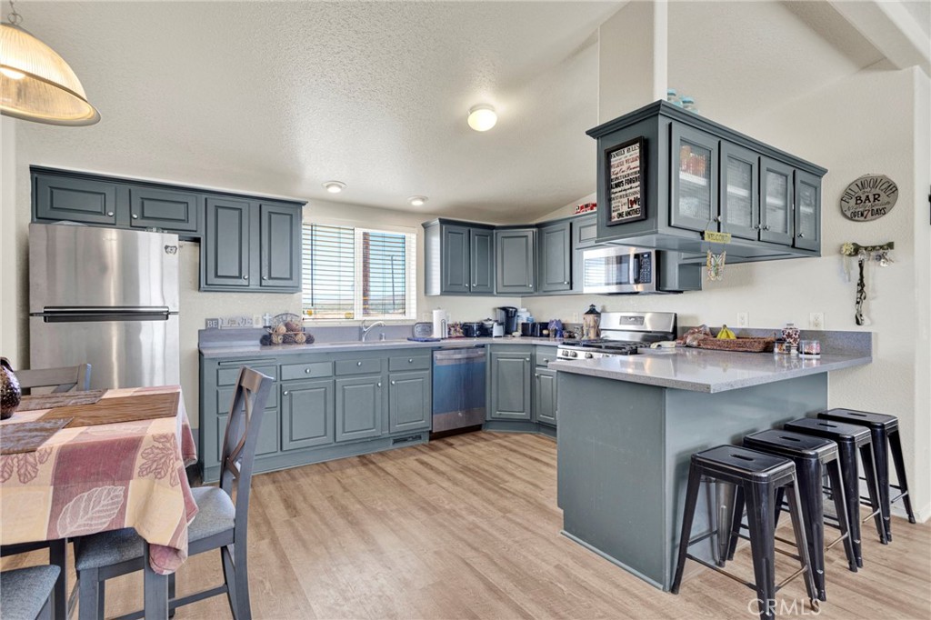 7162 Emily Road Adelanto, CA 92301 - Photo 12 of 74